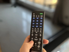 媲美IOS系统的电视灵控桌面简单好用 彻底颠覆传统瀑布流