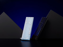 PBT键帽全键热插拔 雷柏V500DIY-100热插拔型背光游戏机械键盘上市