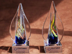 思博伦荣获光通信2023年度两项创新大奖（Lightwave Innovation Reviews）