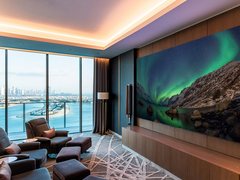 三星146英寸The Wall为迪拜旅客打造奢华度假体验