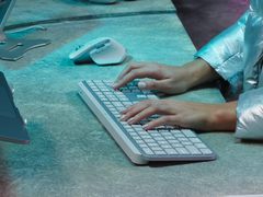 MX Keys S 键盘、MX Anywhere 3S鼠标以及首个MX系列键鼠套装上市