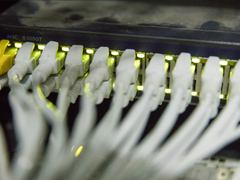 光纤电缆如何满足当今的连接需求？