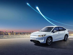 签约曹操汽车打造数字营销系统,微盟持续拓宽服务深度与广度