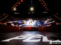 ROG超梦25Pro电竞显示器助力PCL2023夏季赛，疾速高刷畅快比赛！