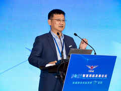 华为：云数智行，以全栈智能化能力助力民航业务提质增效
