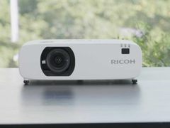 商用投影也能如此高颜值 理光PJ RU220高亮商用投影机评测