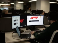 F1中国大奖赛战火再燃！ 联想ThinkCentre M“上赛场”保驾护航！