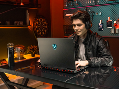 双旗舰组合7945HX3D+4090：泰坦18 Pro锐龙版2024新品猛兽出笼