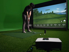 理光投影机助力模拟高尔夫体验中心,打造极致运动新体验
