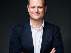 发挥数据效能：Hitachi Vantara的AI与数字化融合之道