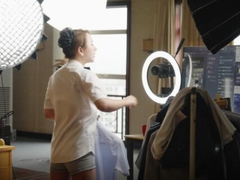 必读｜服装直播间如何既有电影的美感，显色又正、退货率低？