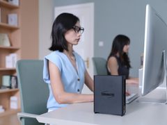 铁威马F8 SSD Plus：出差神器，NAS新品全面升级