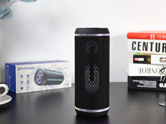 全景氛围灯效 澎湃低音 20小时超长续航，雷登X30便携蓝牙音箱开箱图赏
