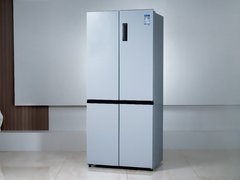 TCL亮出“黑科技”，双系统不串味、超薄平嵌，再次引领冰箱新风尚