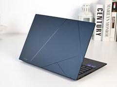 华硕灵耀14 2025图赏，搭载第二代酷睿Ultra，超轻薄AI PC