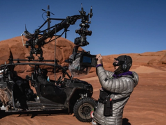 《国家地理》年度探险家眼中的CineAltaV 2——电影拍摄中的“猛兽”