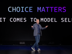 从模型到应用，DeepSeek爆火背后的企业级AI构建路径