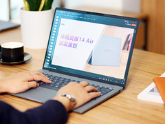 华硕灵耀14 Air 骁龙版评测：轻约960g，年轻人的首台“AI口袋本”