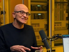 微软CEO称AI系统存在