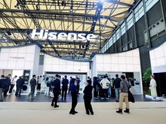 海信璀璨套系闪耀AWE 2025，陈梦、萨内蒂点赞中国高端智造