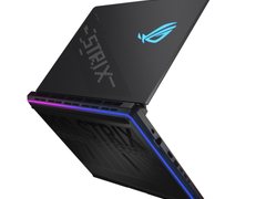 搭载酷睿Ultra 200HX的华硕旗舰专业电竞本ROG枪神9 Plus超竞版亮相，玩家制霸游戏战场毫无压力！