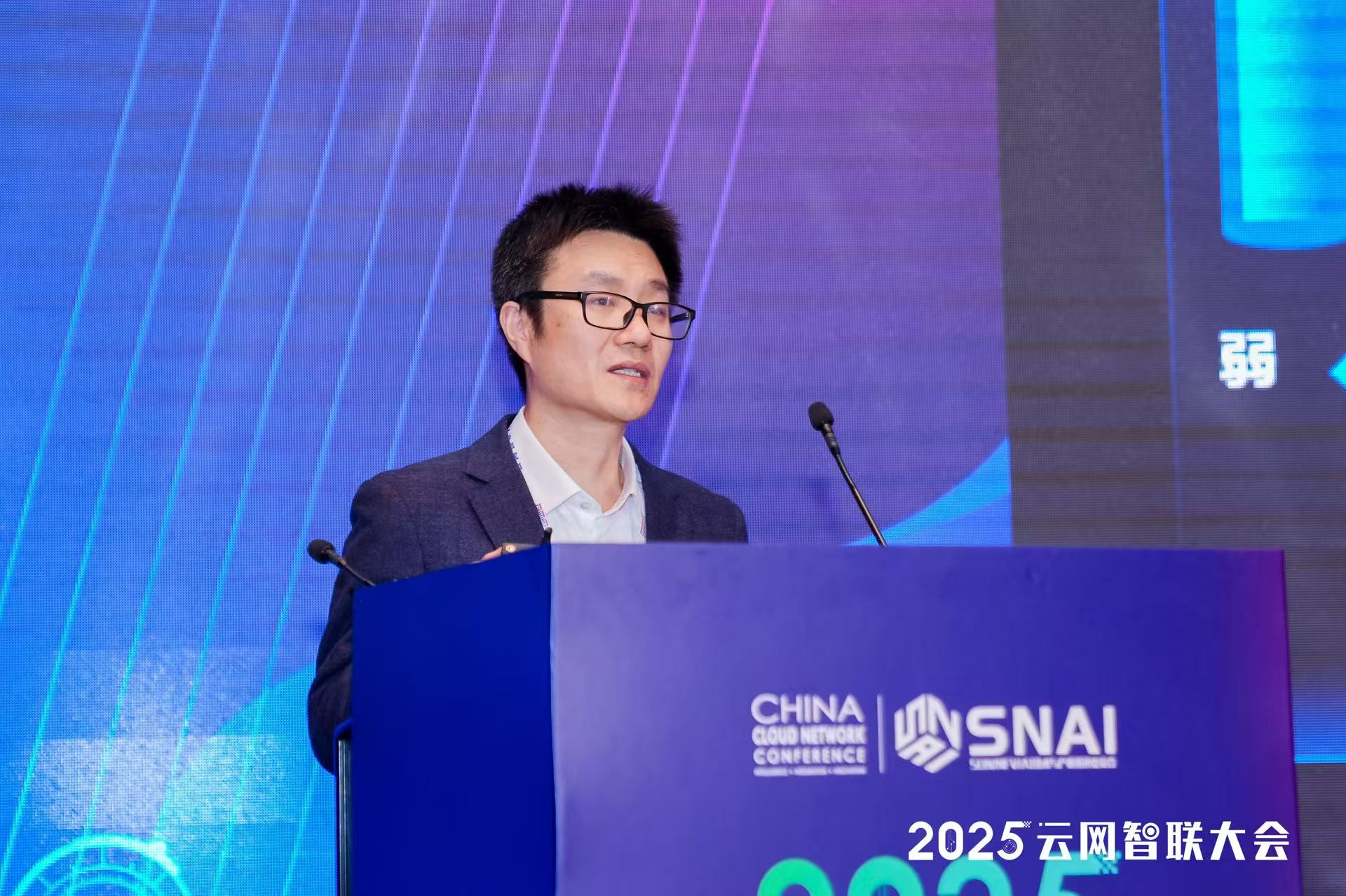 不止连接，更是赋能：新华三用DDC与端网协同撬动智算网络新格局