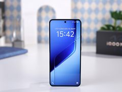 iQOO Neo10 Pro +图赏： “超级像素” 配色 别具一格