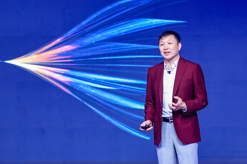 思科科技创新AI峰会成功举办 并发布2025《网络安全就绪指数》