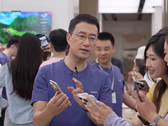 华为Pura 80 系列正式开售 华为何刚现身旗舰店担任