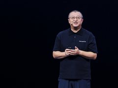行业首发！微博推出首批社交类鸿蒙智能体“微博智搜”，小艺语音唤醒实时追踪热点