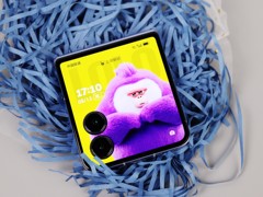 小高定，大自拍，荣耀Magic V Flip2正式发布，5499元起