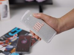 JBL GRIP 霓虹罐评测：潮流音乐人设 一“罐”全包