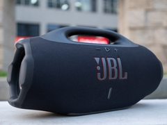 JBL BOOMBOX 4音乐战神四代：实用与音质兼具的旗舰级便携式蓝牙音箱