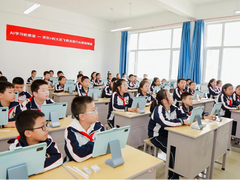 京东开启AI助学行动 携手科大讯飞为山西静乐捐建首个AI学习机教室