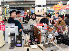 居家咖啡成趋势，京东MALL零门槛体验消费赢了购买渠道心智