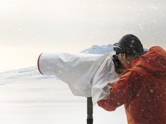 专业保护 安心随行 ——索尼发布LCR系列相机防雨罩与LCS系列镜头软便携包