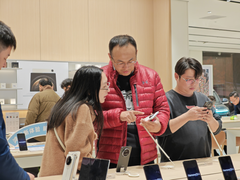 4699元起，价格有点香！华为Mate 80系列新品京东MALL已有真机体验