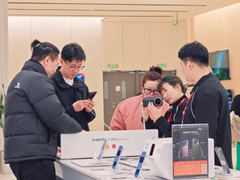 小米17 Ultra开售，京东MALL四重礼遇回应市场关注