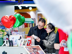 情人节送礼指南：京东MALL推出智能穿戴组合购，手表耳机组合最高立省900元