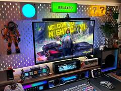 4K显示器哪家好：微星MPG 272URX凭QD-OLED重塑画质巅峰