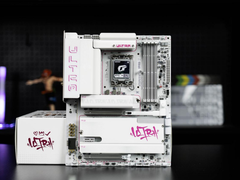 七彩虹iGame Z890 Ultra-S W评测：供电强、颜值高 270K Plus好搭档