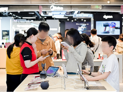 iPhone 17 Pro与华为Mate X7降价千元，京东MALL以旧换新最高再补1000元