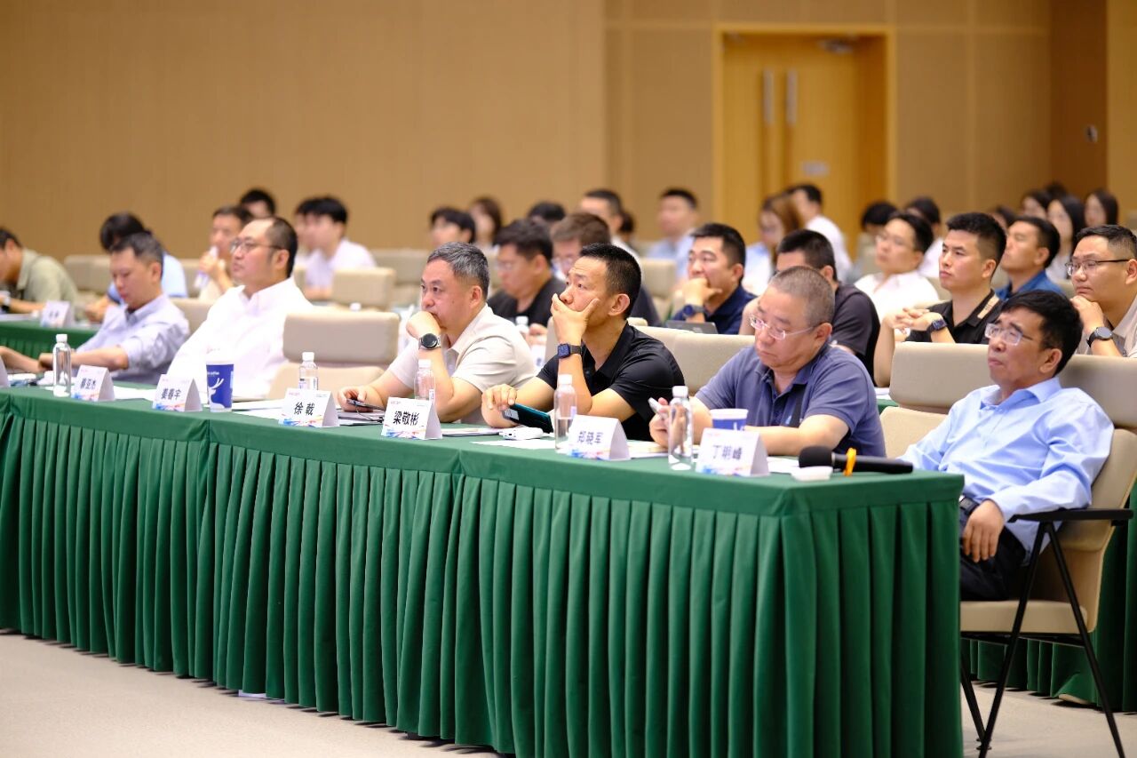 国产数据库“下半场”开启AI争霸：南大通用布局AI谋未来