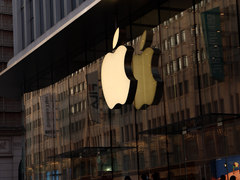 苹果公司与美国司法部就 iPhone 反垄断诉讼展开初步和解谈判