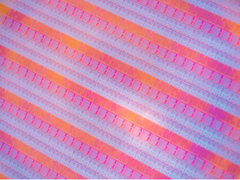 英特尔PowerVia技术率先实现芯片背面供电，突破互连瓶颈